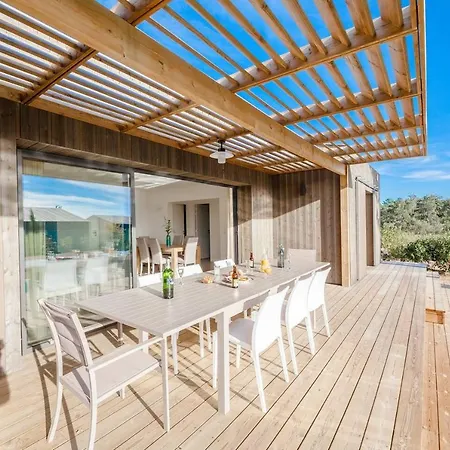Villa De 4 Chambres Avec Piscine Privee Jardin Amenage Et Wifi A Porto Vecchio A 6 Km De La Plage Villa Porto-Vecchio (Corsica)